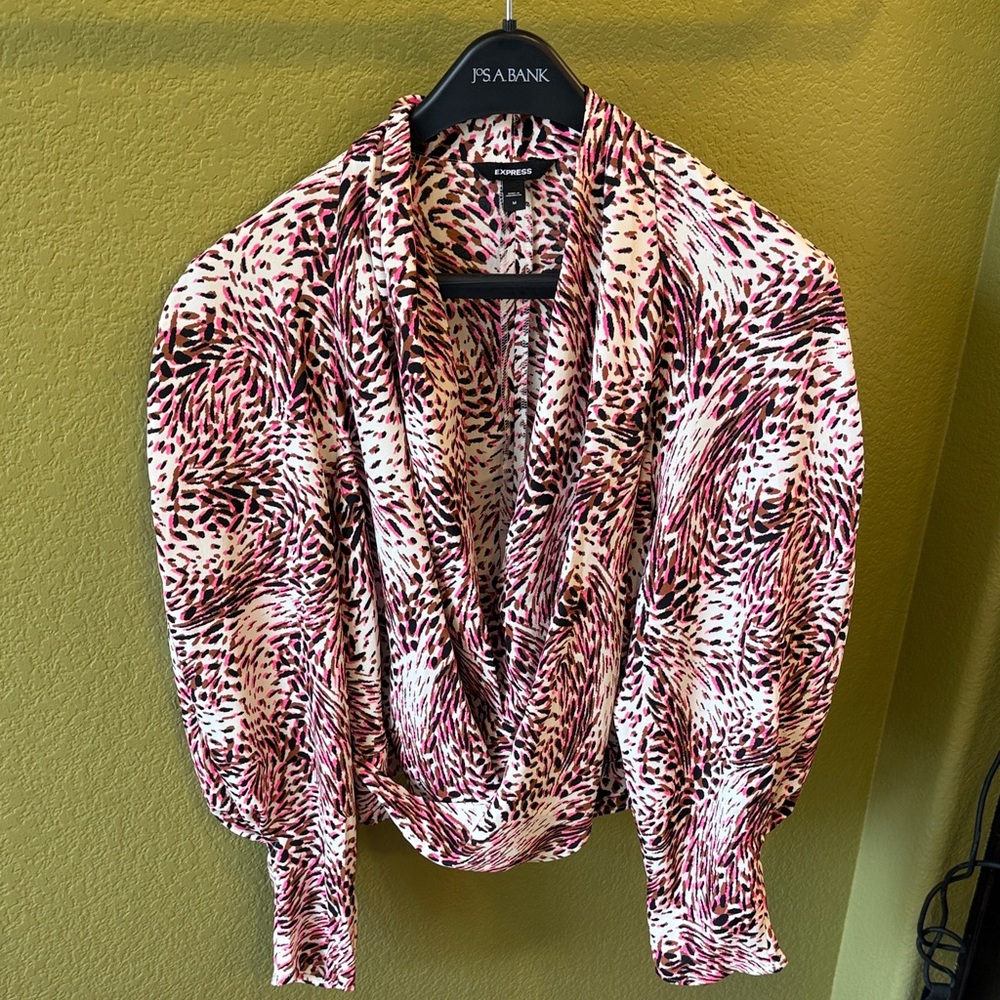 Express Pink and Black Patterned Blouse